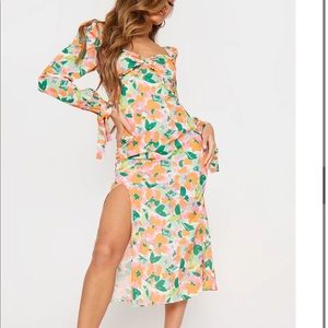 Green Floral Print Puff Sleeve Tie Cuff Midi Dress
